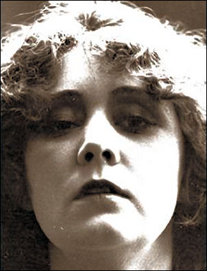 Annie Bos