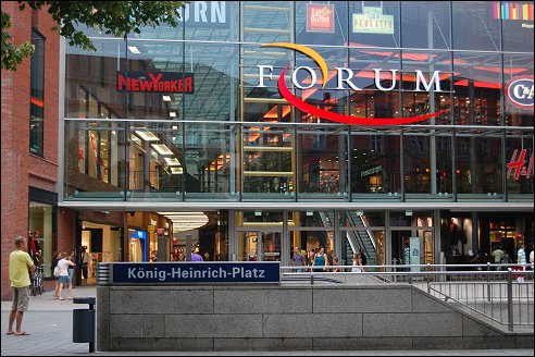 Duisburg Forum König-Heinrich-Platz