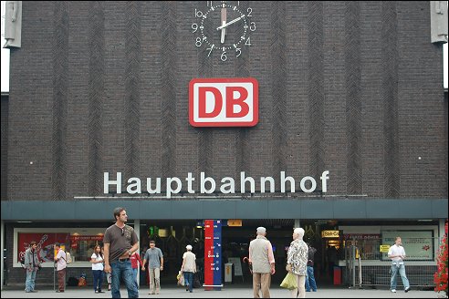 Hoofdingang station Duisburg