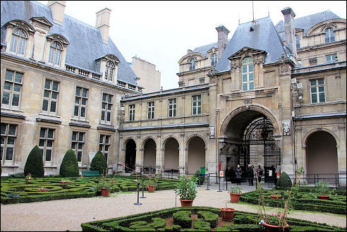 Musée Carnavalet in Parijs