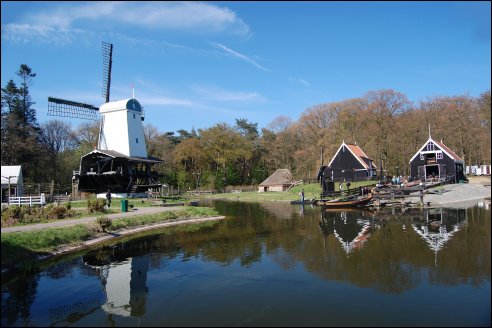 Openluchtmuseum Arnhem Paltrokmolen uit Numansdorp