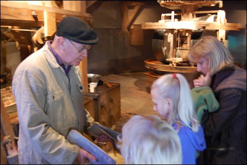 Openluchtmuseum Arnhem Ros-oliemolen uit Zieuwent