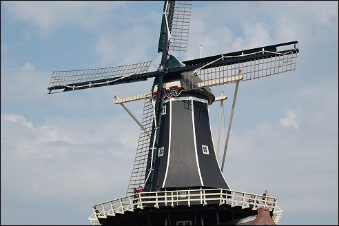Molen de Adriaan in Haarlem
