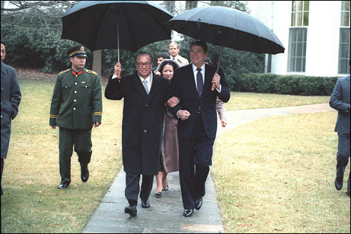 Zhao Ziyang met Ronald Reagan