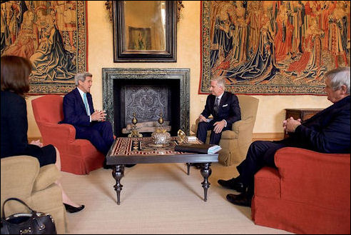 John Kerry condoleert koning Filip